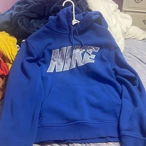 nike hoodie